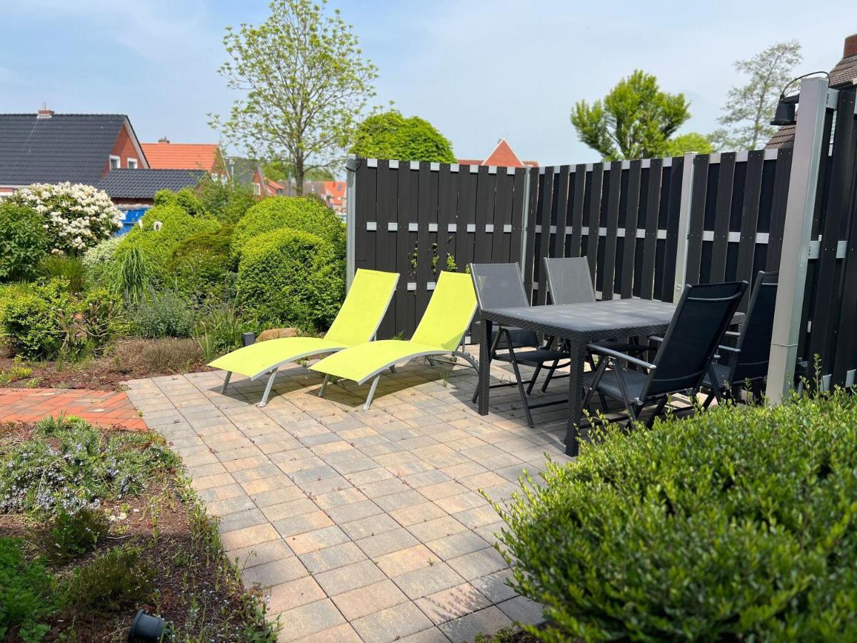 Kaiser Apartment, Og Mit Terrasse Im Gemeinschaftsgarten, Hund Willkommen! Greetsiel Exterior photo